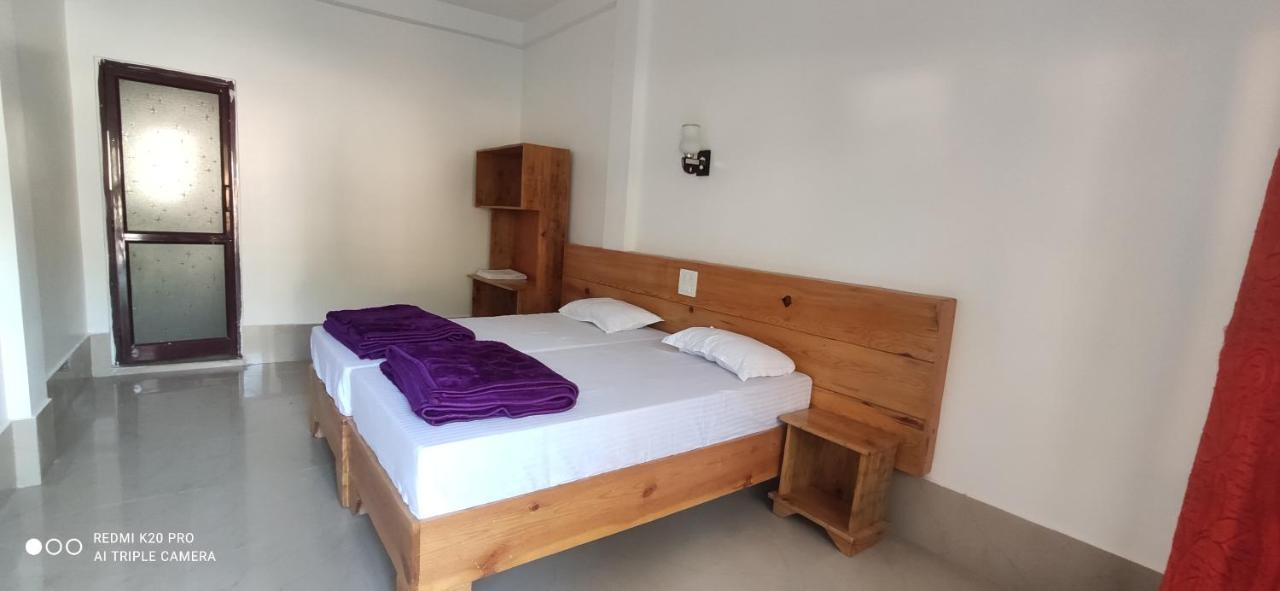 H7 Stay On The Ganges, Yoga & Spa Resort, Rishikesh Exterior photo